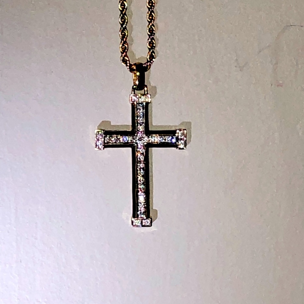 -10k Solid Gold / .75ctw / VS Diamonds-Very Slightly Included.